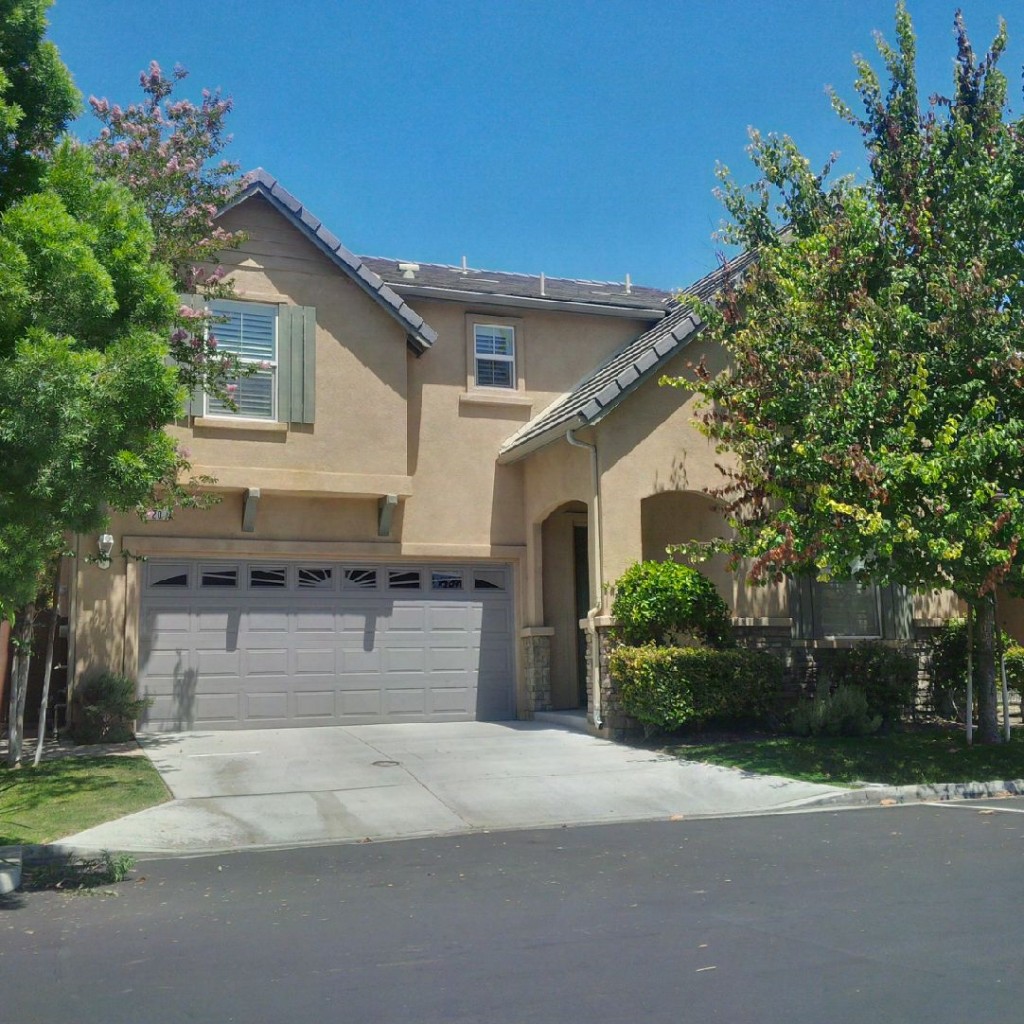 Buena Park – Best Floor Plan Single Family Home in McComber Gated Community $4,000 per Month [LEASED]