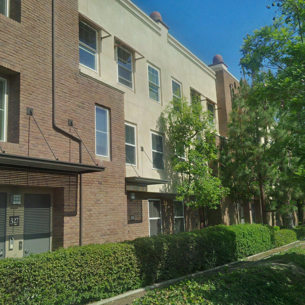 Fullerton – Soco Walk Community / DownTown Loft $2,300 [LEASED]
