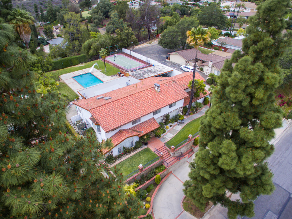 Fullerton – 6 Beds plus 4 Baths SFH in “OLD SUNNY HILLS REAL ESTATE” nearby LAGUNA LAKE PARK $1,490,000