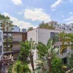 Los Angeles – Fully Remodeled Top-Floor corner studio located in the highly desirable Koreatown neighborhood [$308,800]